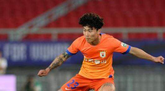 开云下载-【中超】谢文能双响黄政宇乌龙 浙江3比3战平泰山