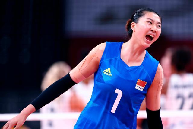 开云平台-袁心玥接棒朱婷 成为中国女排队史第四位副攻队长